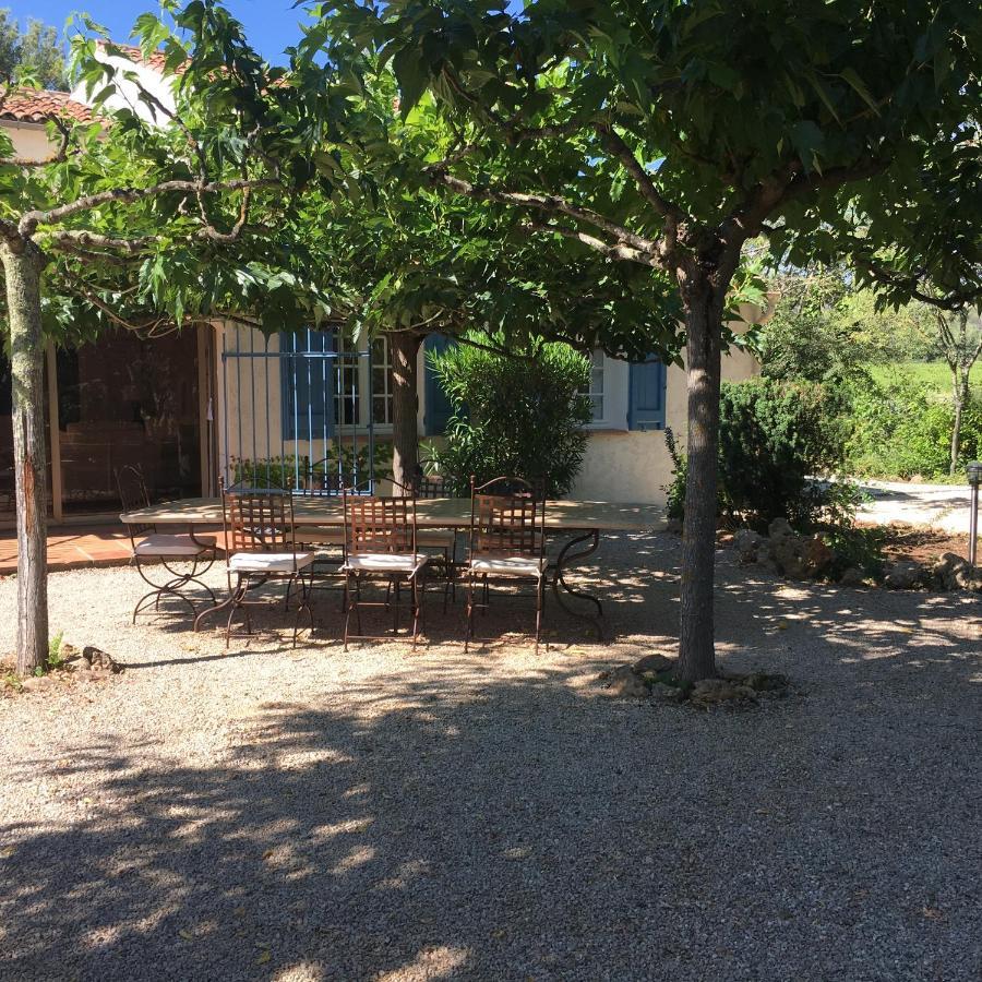L' Esmerand Cotignac Buitenkant foto